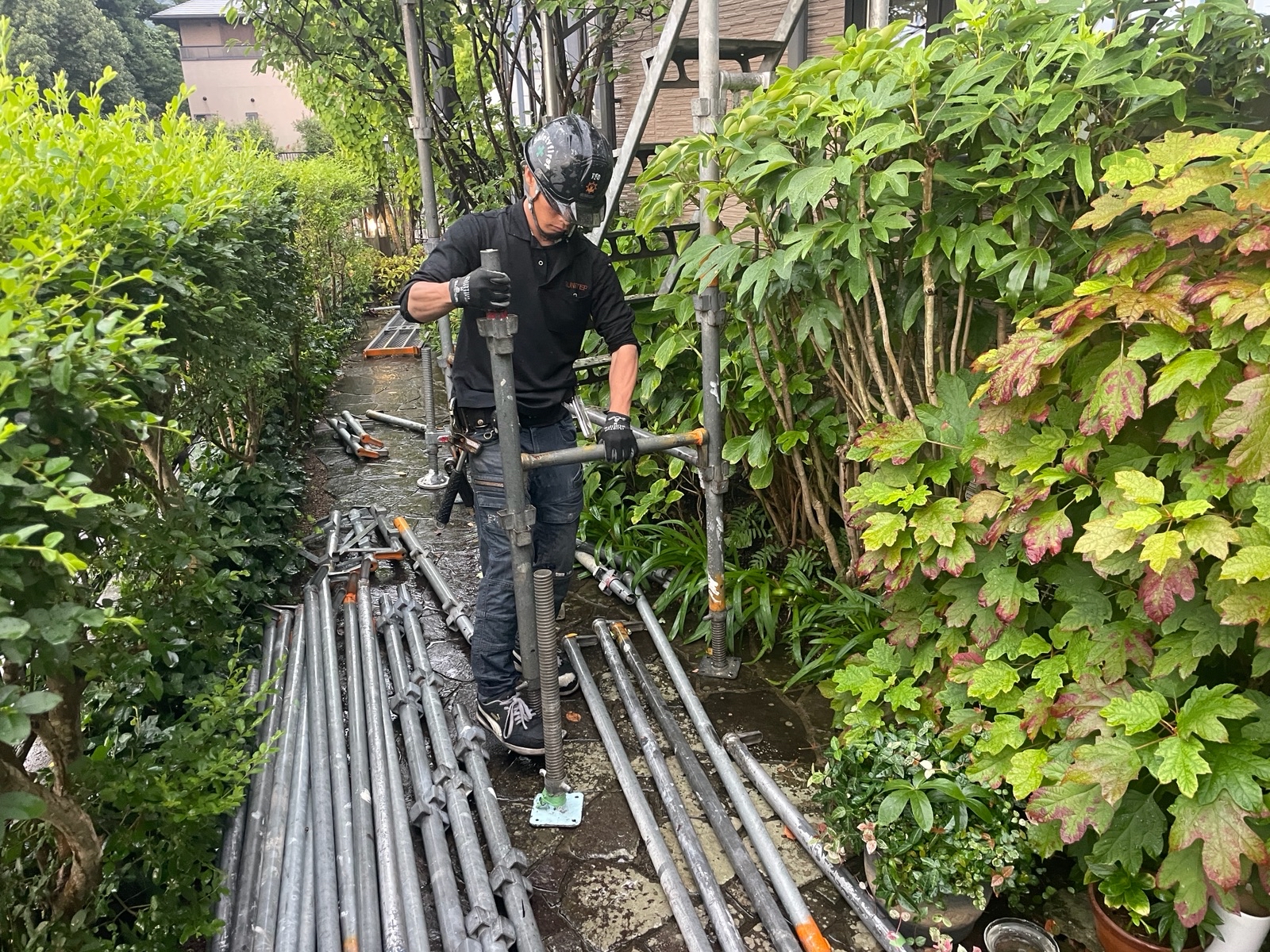 【工事1日目】北九州市小倉北区:M様 屋根塗装 及び その他塗装工事