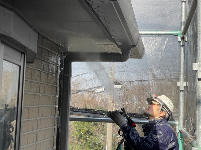 【工事2日目】北九州市小倉南区：匿名希望様　外壁塗装及びその他塗装工事
